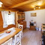 Ferienhaus Pocitniska Hisa Eros