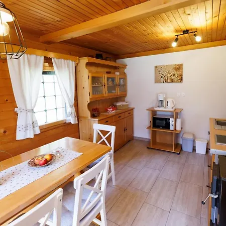 Tatil Evi Pocitniska Hisa Eros