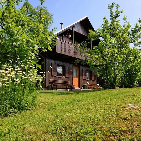Hébergement de vacances Pocitniska Hisa Eros *
