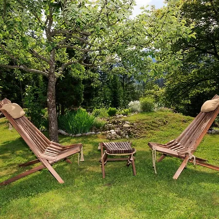 Pocitniska Hisa Eros Hébergement de vacances *