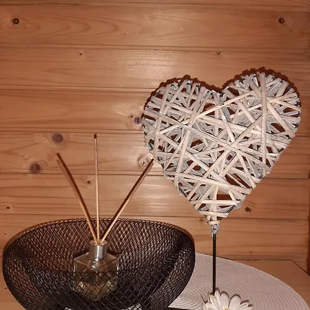 Pocitniska Hisa Eros Počitniška hiša *