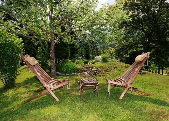 Pocitniska Hisa Eros بيت للعطل *